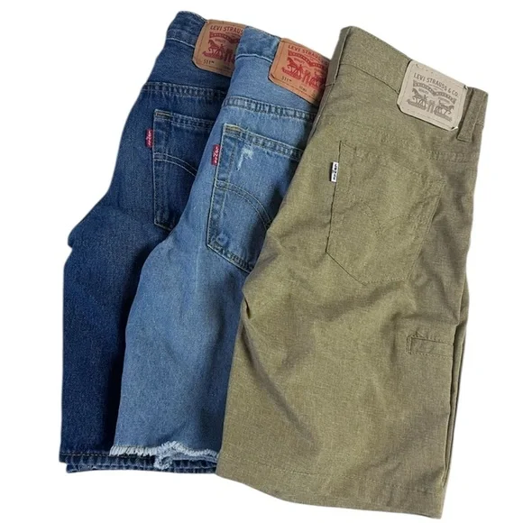 Levi’s Lot of 3 Shorts Denim and Tan Boys 10 Regular - Picture 1 of 11